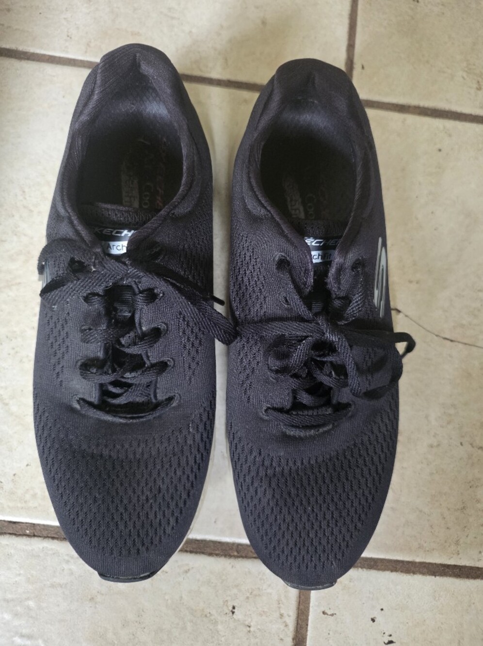 Sketches Sneakers (Running Shoes) Size 9